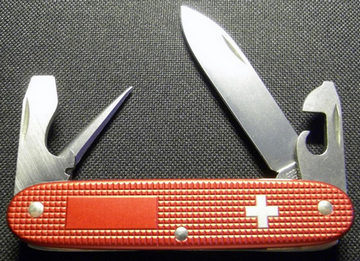 Other variant of the Victorinox Pioneer (*)
